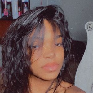 Meet your Posher, Amirion